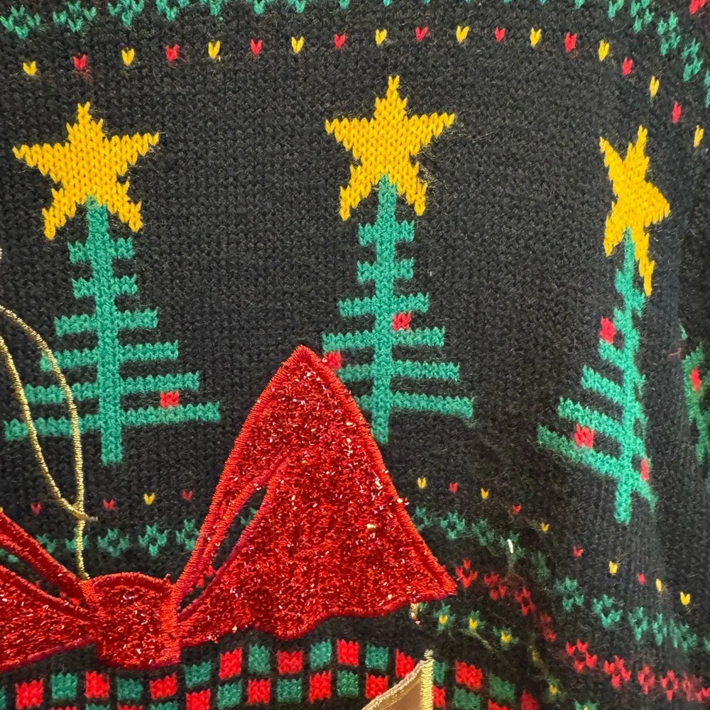 Holiday‎ Time Black and Red Christmas Sweater